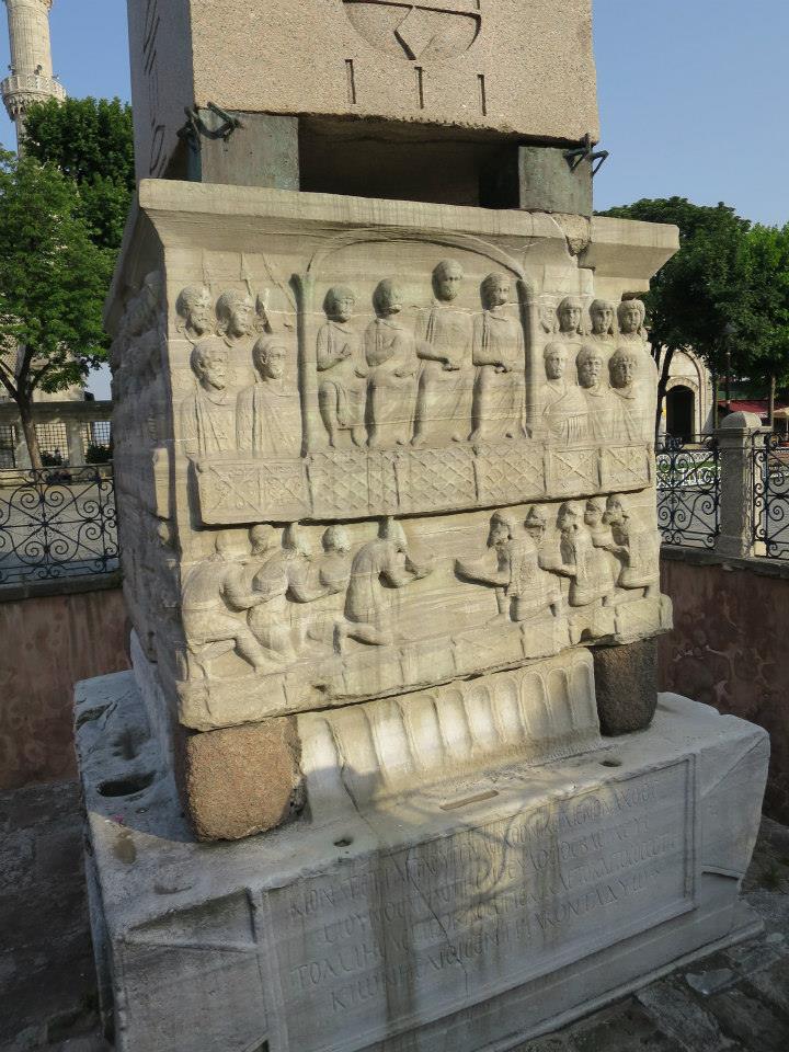 Dasar Obelisk Thutmose II
